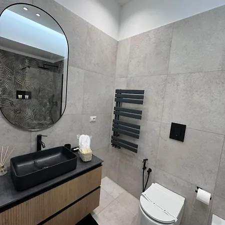 Apartment Mirea Garden *