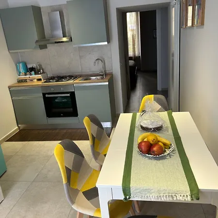 Mirea Garden Apartment Naples